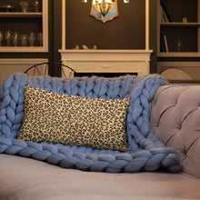 Load image into Gallery viewer, Leopard-Premium Pillow
